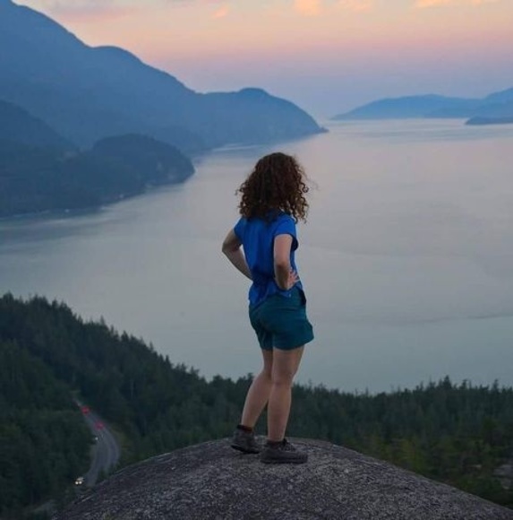 Meet your Posher, Taylor - Picture 1 of 1